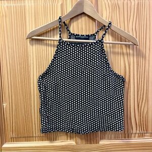 Brandy Melville black top w white diamond pattern sleeveless cropped crop tank